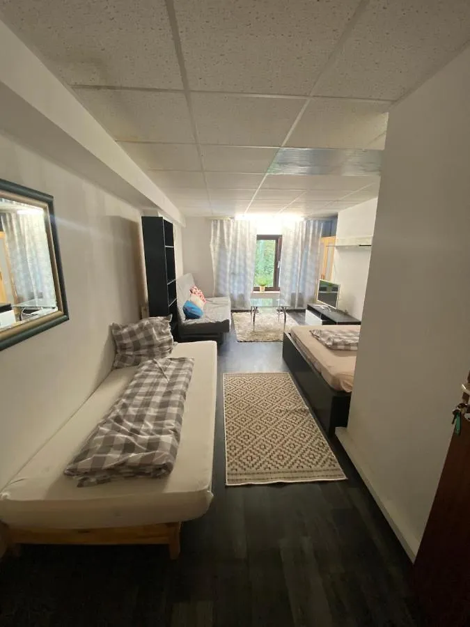 Wuerzburg Gerbrunn Monteurzimmer Wohnung 2 Etage Appartement